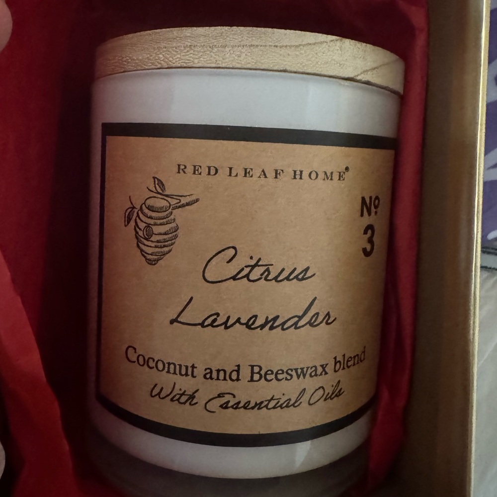 Red Leaf Home Citrus Lavender Candle - NIB
